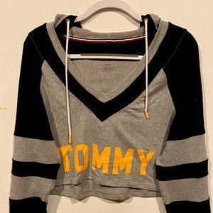 Tommy Hilfiger long sleeve shirt